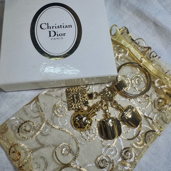 Christian Dior Gold Keychain Set - Picture 1 of 4